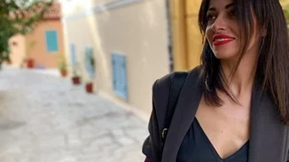 Mαργαρίτα | Η μεγαλύτερη αδερφή της Ελένης Φουρέιρα είναι μία καλλονή και μοιάζει εκπληκτικά στην τραγουδίστρια