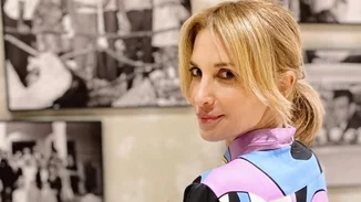 Η Νίκη Κάρτσωνα δημοσίευσε μία σπάνια φωτογραφία με τον γοητευτικό σύζυγό της, Νίκο Χατζή