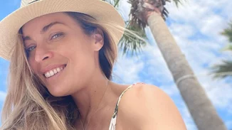 Μαριέττα Χρουσαλά | Μας έδειξε τους καλογυμνασμένους της κοιλιακούς φορώντας το πιο σέξι λευκό φόρεμα