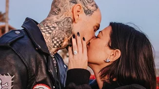 Η Kourtney Kardashian είναι έγκυος στο τέταρτό της παιδί και το ανακοίνωσε με τον πιο ιδιαίτερο τρόπο