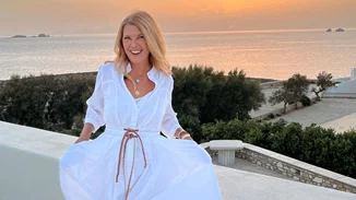 Η Σοφία Αλιμπέρτη σε ένα σπάνιο στιγμιότυπο με τον αδερφό της