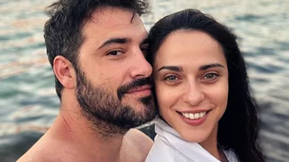 H Ευαγγελία Συριοπούλου μόλις παντρεύτηκε | Το μεγάλο χαμόγελο ευτυχίας και το πάρτι μετά τον γάμο