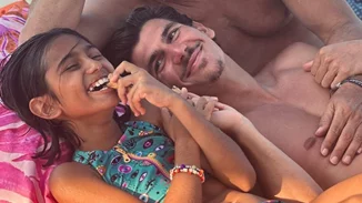 Παύλος και Σοφία Γαλακτερού | Οι αξιολάτρευτες φωτογραφίες και τα αστεία στιγμιότυπα από τις καλοκαιρινές τους διακοπές αποδεικνύουν πόσο αγαπημένα αδέρφια είναι