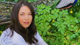 Κατερίνα Γερονικολού | Όμορφη, αγουροξυπνημένη και δίχως ίχνος μακιγιάζ - Η mirror selfie που λατρέψαμε