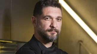 Ο Πάνος Ιωαννίδης φωτογραφίζει τον μονάκριβο γιο του στα παρασκήνια του "MasterChef" και "λιώνει" το Instagram