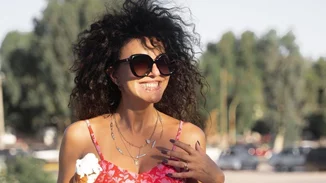 Η Μαρία Σολωμού με κοντό καρέ | Η αδημοσίευτη φωτογραφία απ' όταν ήταν 17 χρονών