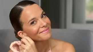 "Επιτέλους ένα φυσιολογικό μακιγιάζ" | Η Ελιάνα Χρυσικοπούλου δείχνει την 2' makeup ρουτίνα της