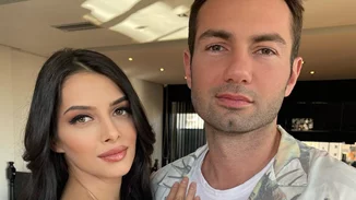 Η Άννα Μπεζάν δημοσίευσε την πρώτη "φωτογραφία" της κόρης της