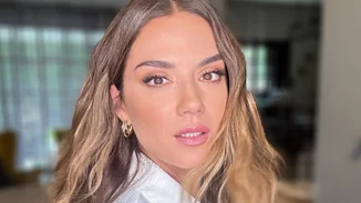 Νέα μαλλιά για την Βάσω Λασκαράκη | "Με σταματάνε στο δρόμο και με ρωτάνε τι χρώμα βαφής χρησιμοποιώ"