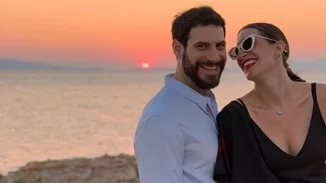 Θανάσης Πατριαρχέας – Βίβιαν Δράκου | Η γλυκιά συνάντηση της νεογέννητης κόρης τους με τις αδερφές της