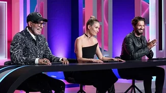 GNTM | "Δείξ' τους Αλεξία πώς είναι να έχεις disadvantage και να βγάζεις φωτογραφιάρα, χωρίς κλάματα, δράματα, υπεροψία και γλειψίματα"