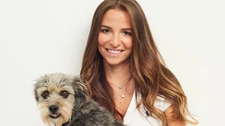 Η Εριέττα Κούρκουλου Λάτση και ο κατάξανθος γιος της, Νίκος Βασιλειάδης, μόλις έκαναν την πιο υπέροχη, ανοιξιάτικη βόλτα