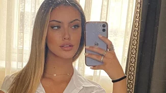 Δανάη Λιβιεράτου | Το βραδινό outfit που επέλεξε και οι σέξι της κοιλιακοί