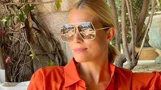 Βίκυ Καγιά | Ποζάρει με ολόλευκο μπικίνι κι εμείς θαυμάζουμε τα ατελείωτα πόδια της