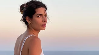 Τόνια Σωτηροπούλου | Φιλάει με πάθος τον Κωστή Μαραβέγια με αφορμή την "Παγκόσμια Ημέρα Φιλιού"