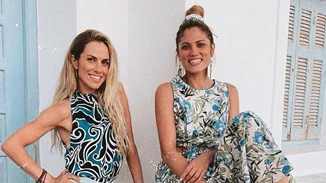 Ντορέττα Παπαδημητρίου | Ποζάρει με την εγκυμονούσα Μαίρη Συνατσάκη ως "ευτυχισμένη νονά"