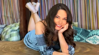 Kατερίνα Γερονικολού | Ποζάρει με σέξι μπικίνι και μας δείχνει τους κοιλιακούς της