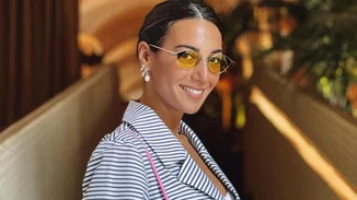 Αγνώριστη η Ευγενία Σαμαρά | Ποζάρει μαζί με τον αδερφό της σε μία φωτογραφία από το μακρινό παρελθόν