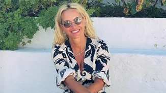 Η Μαρία Μπεκατώρου και το υπέροχο τιρκουάζ μπικίνι της είναι όλη η έμπνευση που θες για να συνεχίσεις διακοπές