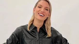 Βίκυ Καγιά | Με άφρο μαλλιά, ποζάρει σε εξώφυλλο γνωστού περιοδικού 27 χρόνια πριν