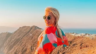 "Καρκίνος. Τον κοιτάω στα μάτια. Αν τον φοβάμαι; Φυσικά και τον φοβάμαι."