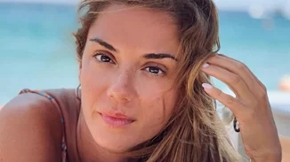 Στα Κουφονήσια, πιο ελεύθερη από ποτέ | Η υπέροχη φωτογραφία της Βάσως Λασκαράκη από τις καλοκαιρινές της διακοπές