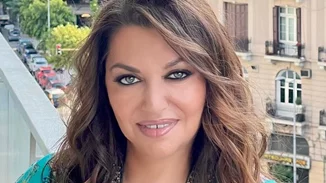 Η Καίτη Γαρμπή όπως δεν την έχουμε ξαναδεί | Η μίνιμαλ εμφάνιση που μας "έπιασε" απροετοίμαστους