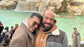 Παντελής Τουτουντζής | "Με έδιωξαν από μαγαζί επειδή με πήρε αγκαλιά ο σύντροφός μου"