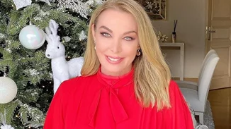 Τατιάνα Στεφανίδου | Στο Λονδίνο μαζί με τον γοητευτικό γιο της, Νικόλα Ευαγγελάτο