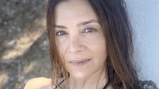 Κατερίνα Λέχου | Τα καλλίγραμμα πόδια της είναι αδύνατο να περάσουν απαρατήρητα