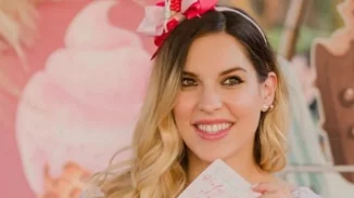 Η Μαντώ Γαστεράτου βγήκε από το μαιευτήριο με τη νεογέννητη κόρη της: "Δεν σας κρύβω ότι έχω λιγο άγχος..."