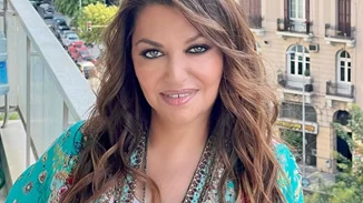 Η Καίτη Γαρμπή και ο Διονύσης Σχοινάς είναι ερωτευμένοι όσο ποτέ | Η ρομαντική ανάρτηση της τραγουδίστριας