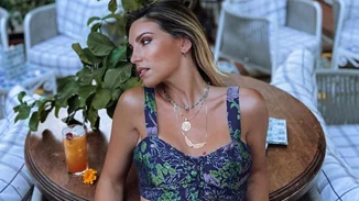 Αθηνά Οικονομάκου | Το σαλόνι του σπιτιού της μοιάζει βγαλμένο από σελίδες περιοδικού