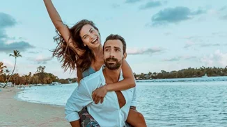 Σάκης Τανιμανίδης | Tο ξεκαρδιστικό βίντεο με τη Χριστίνα Μπόμπα και την κόρη τους