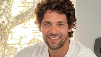 Αποστολής Τότσικας | Φωτογραφίζεται με την κόρη του, Ειρήνη Τότσικα, χαρίζοντας φως στις μέρες μας