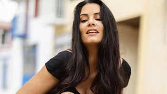 Μαρία Κορινθίου | Ποζάρει με εσώρουχα και μας δείχνει το πραγματικό της σώμα χωρίς ρετούς και φίλτρα