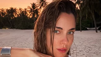 Χριστούγεννα στο εξωτερικό | Ποιοι διάσημοι ταξίδεψαν σε (εξωτικούς) προορισμούς εκτός Ελλάδος για διακοπές