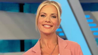 Ζέτα Μακρυπούλια | "Θέλω να ζητήσω συγγνώμη σε φίλους που έχω εξαφανιστεί, με ψάχνουν και δεν με βρίσκουν, υπάρχει από πίσω λόγος"