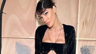 Ήβη Αδάμου | Κρατάει από το χέρι τη γλυκύτατη κόρη της, Ανατολή - Νεφέλη, στο πιο τρυφερό βίντεο που θα δεις σήμερα