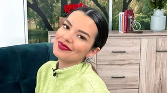 Νικολέττα Ράλλη | "Φτάνει, φτάνει, φτάνει με την αναπαραγωγή βίντεο και φωτογραφιών από τη ζωή των τριών παιδιών στην Πάτρα"