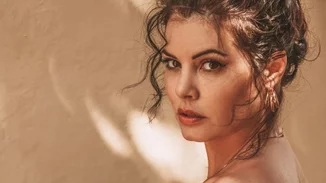 Μαρία Κορινθίου | "Έχω σπουδάσει παρουσίαση στη Βοστώνη"