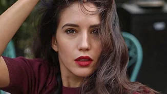 Η Ελένη Βαΐτσου είναι λάτρης του μινιμαλισμού και της μονοχρωμίας | Αυτό είναι το ειδυλλιακό διαμέρισμά της στο κέντρο της Αθήνας