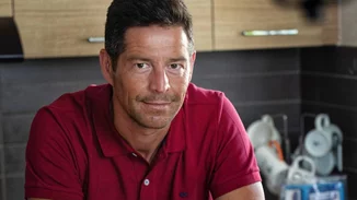 Απόστολος Ρουβάς | Αποχώρησε από το ριάλιτι επιβίωσης και αποθεώθηκε από το Twitter