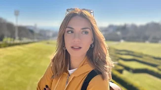 Η Εύα Τσιμιτσέλη είναι ένα πανέμορφο και φιλόζωο κορίτσι | Η γλυκιά στιγμή με τον σκύλο της που απαθανάτισε η Βάσω Λασκαράκη