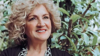 Η Υρώ Μανέ σε μία σπάνια δημόσια εμφάνιση με την πανέμορφη κόρη της, Φαίδρα Νταϊόγλου