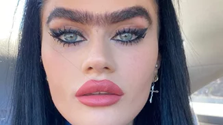 Σοφία Χατζηπαντελή | Σέξι όσο ποτέ, ακόμη και με ολόσωμο μαγιό - Το βίντεο που ‘έριξε’ το Instagram