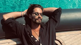 Γιώργος Καράβας | Η τρυφερή φωτογραφία και η αγκαλιά στον γιο του, Φίλιππο, που ‘έλιωσε’ το Instagram