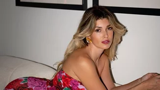 Party glam | 5 διάσημες Ελληνίδες μας δίνουν έμπνευση για τα χτενίσματα του ρεβεγιόν