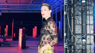 Βίκυ Καγιά | Χορεύει τσιφτιτέλι πάνω σε καρέκλες στη Μύκονο, φορώντας φούτερ και biker shorts