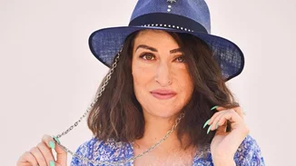 Ιωάννα Παλιοσπύρου | "Θέλω να πω δυνατά ότι πρέπει να αγαπάμε το σώμα μας με τις ατέλειες που έχουμε όπως έχω κι εγώ"